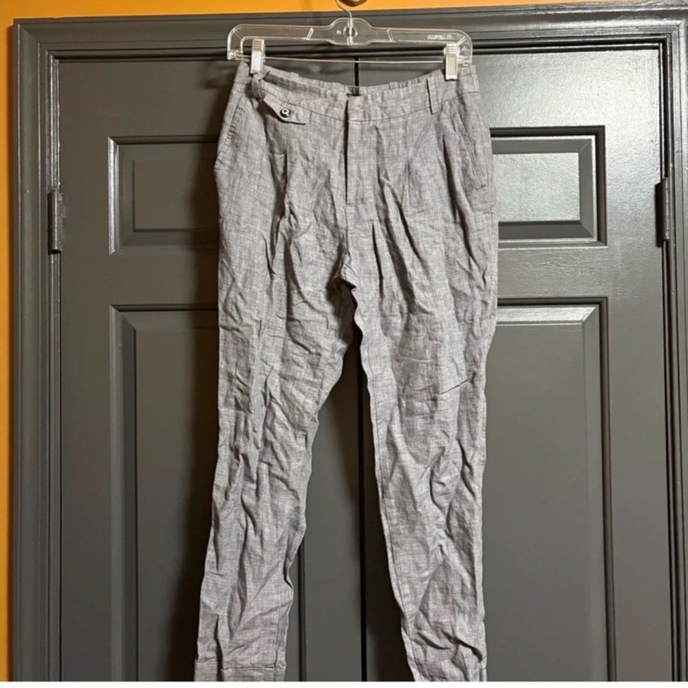 Zara Light Gray Pleated Linen-Blend Chinos